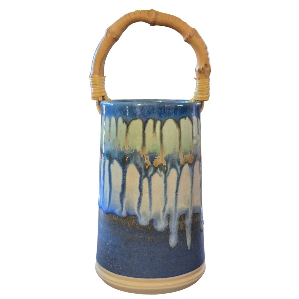 Moon Road Pottery artisan crafted